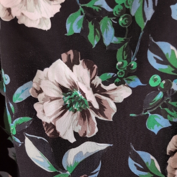 Black Halo Black and White Floral Midi Dress - Picture 3 of 12